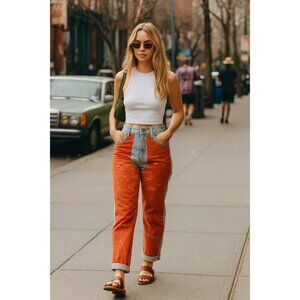 Vintage Early 1990s High-Waisted Mom Jeans – Light Wash Denim with Orange Leathe